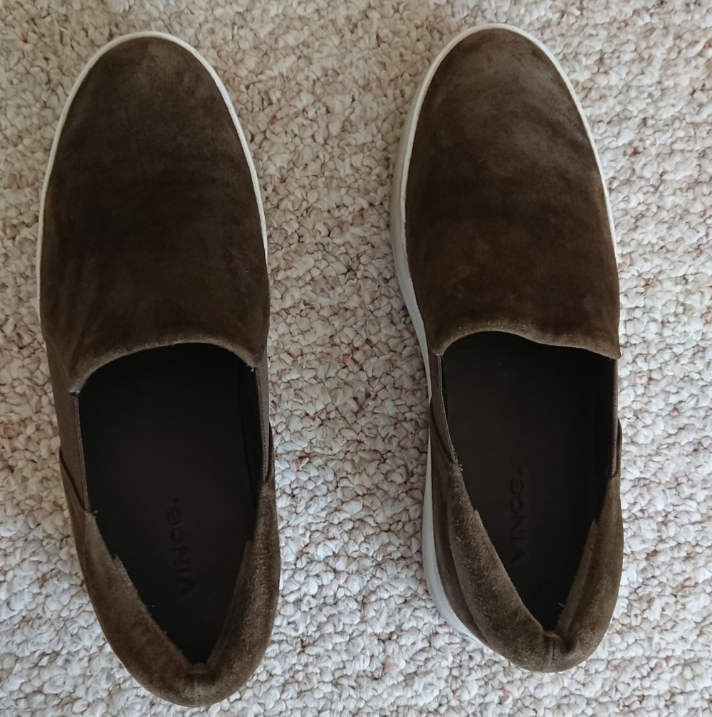 Vince Warren velvet olive green Platform Slip On Sneakers size 8M